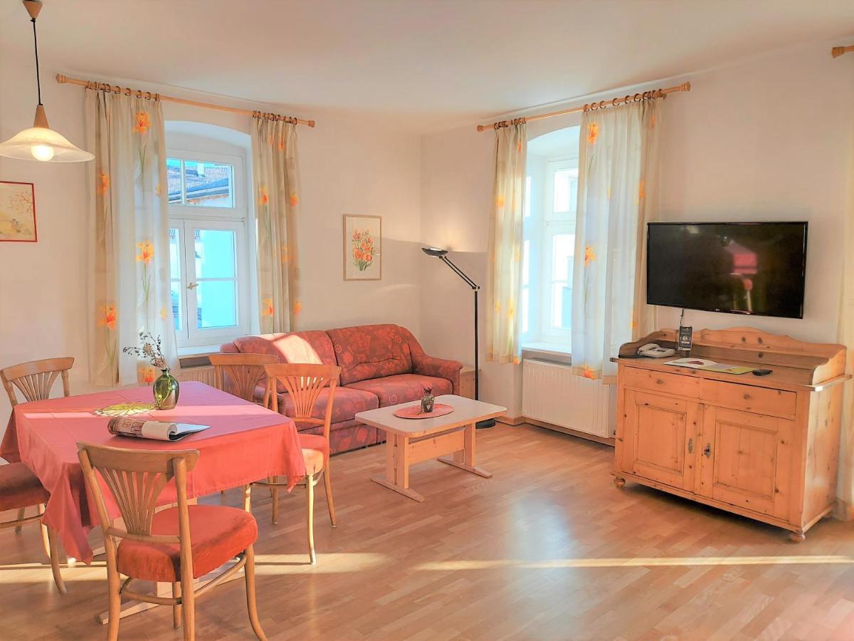 Residence Zum Theater คอลเลอิซาร์โค ภายนอก รูปภาพ