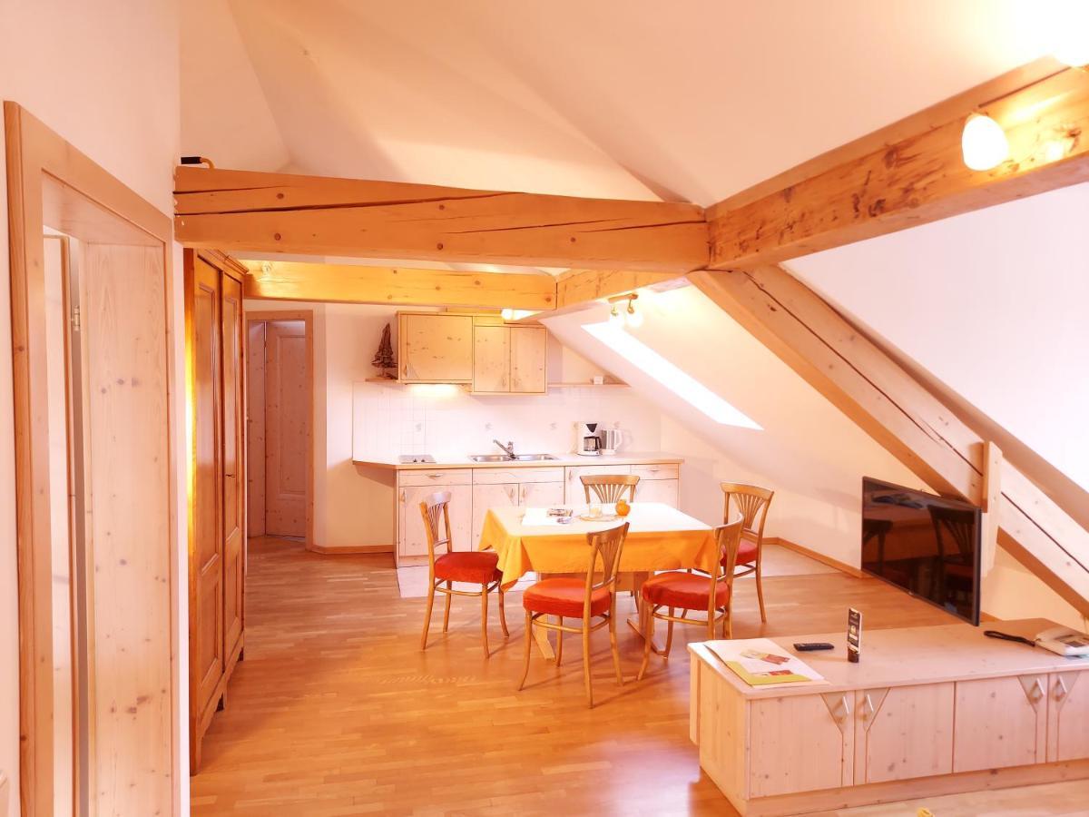 Residence Zum Theater คอลเลอิซาร์โค ภายนอก รูปภาพ